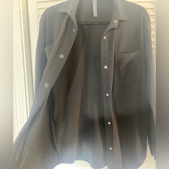 Mondetta Black Shirt Jacket “Shacket”, Sz S, Chest Pockets, Snap Front & Sleeves - Picture 3 of 8